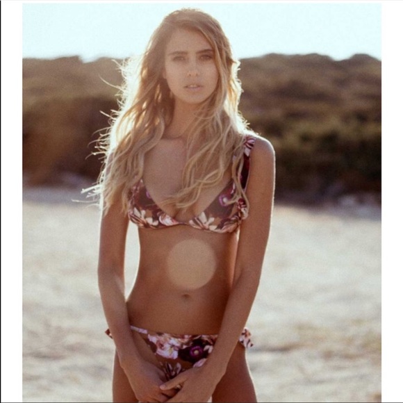 NWT VYB 2 piece swimsuit floral bikini xs/s - Picture 3 of 11